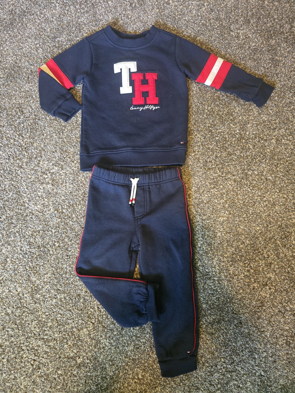 Tommy Hilfiger Navy & Red Kids Sweatshirt and Jogger Set 3T
